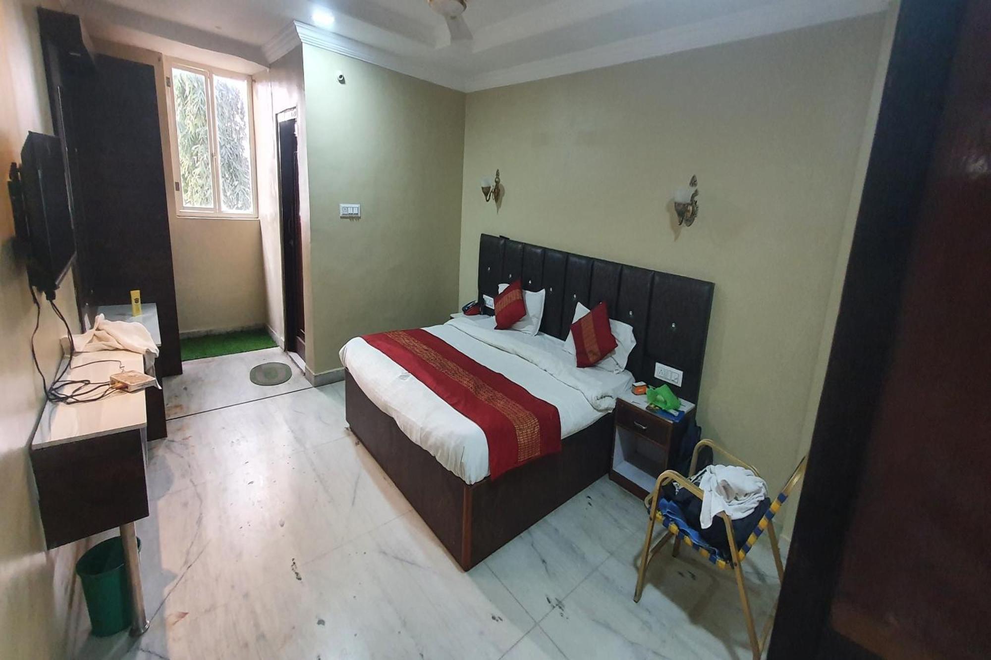 Oyo Hotel Rajshree Akolia Esterno foto